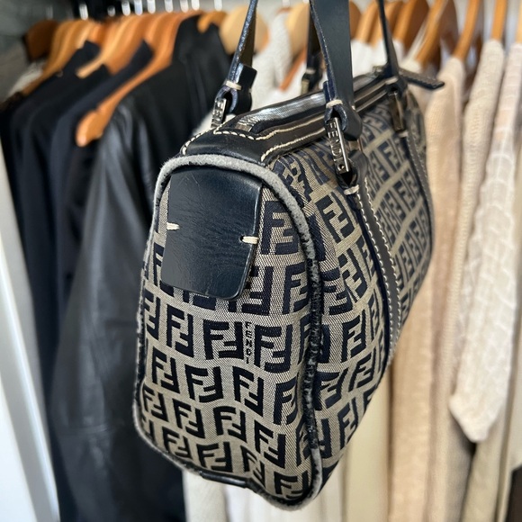 FENDI Monogram Women's Bag - Picture 8 of 13